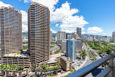 Image de High Floor, Drink Station, 2 Pools & More!
