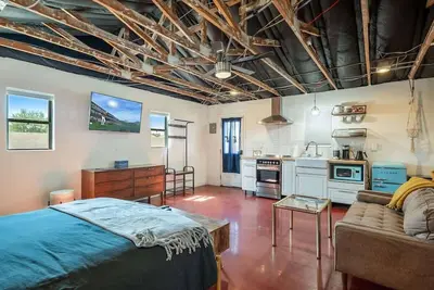 Image de Melrose Casita: Pickleball Court + Pet Friendly