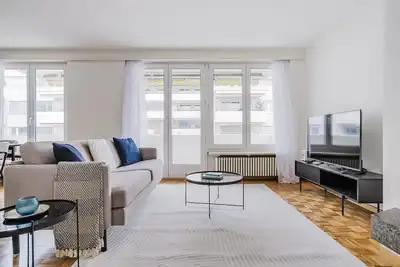 Image de Blueground | Enge, balcony & w/d, nr market