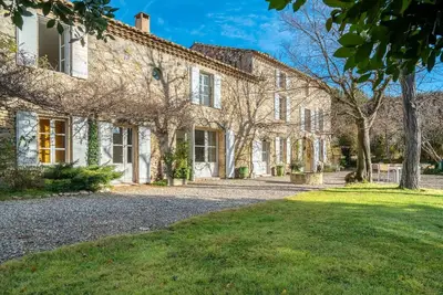 Image de Mas en campagne proche Avignon et Alpilles - 15 pers.