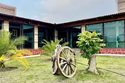 Image de Charming 3-bedroom cottage in Puente Caporal with WiFi