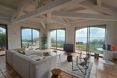 Image de Superbe maison Première ligne étang de Thau