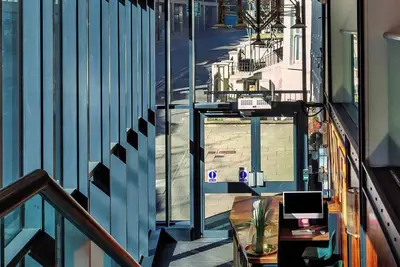 Image de Contemporary Mezzanine Studio in Central Hastings