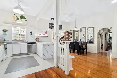 Image de Spacious tropical Oasis in heart of city perfect for multigenerational holidays