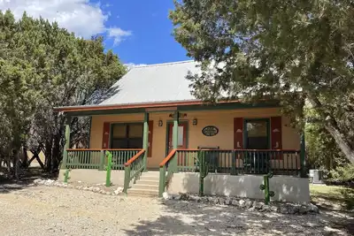 Image de Pure Country - In Concan, Texas