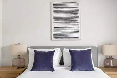 Image de Landing | Stunning 2bd, Gym, Pool