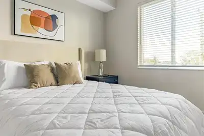 Image de Landing | Modern 2bd, Pool, Yoga Studio