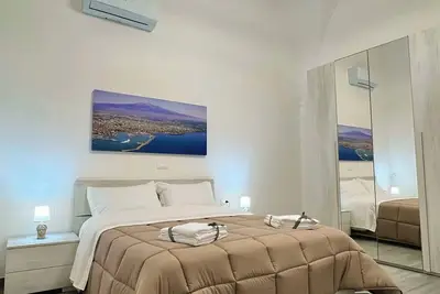 Amira Guest House, 2 stanze indipendenti con bagno privato e wifi gratuito