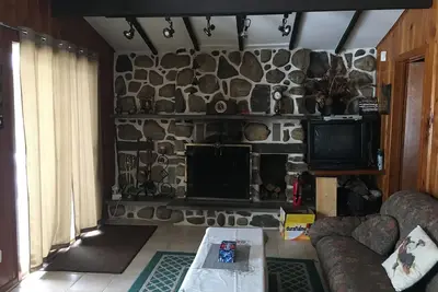 Image de Lakeside Cottage Located In The Heart of the Laurentians (near St Agathe)