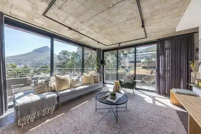 Image de FortyOnL | Designer Apartment | Rooftop Pool