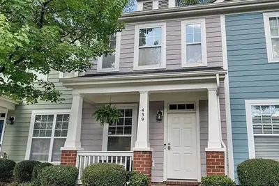 Image de Charming 2 bedroom townhome, on greenway & walking distance to stadiums/uptown