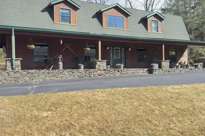 Image de In-Ground Pool & Firepit, Sleeps 10, By Lake Wallenpaupack