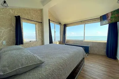 Image de Penthouse avec vue sur la mer!