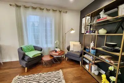 Image de Charming 3-bedroom house with WiFi, Ac in delightful Barrie