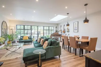 Image de Beautiful family home central Cambridge