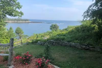 Image de Waterfront retreat with private dock, hot tub, sauna and spectacular gulf views