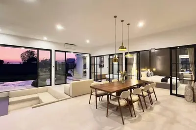 Image de Luxury 4br Villa with pool - best rice field view