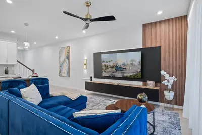 Image de Chic 6 Bedroom Solara Home, Pool and Themed Rooms