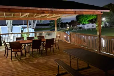 Image de Charming 3-bedroom cottage with WiFi, Ac in soothing Indian Lake, Mi