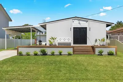 Image de Escape to \"On Point\", ideal family beach retreat Vincentia - Plantation Point.