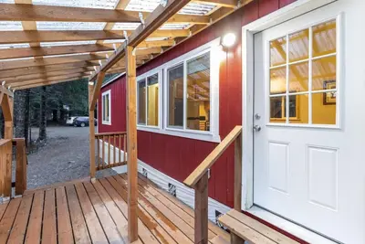 Image de Woodland Cabin - Tiny Home Retreat Sleeps 4