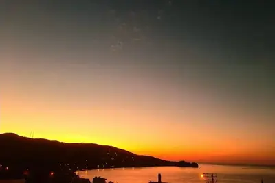 Image de Wonderful 3-bedroom villa in Izmir with stunning sea view.
