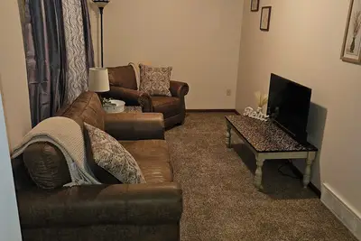 Charming 2-bedroom apartment with Ac, WiFi in lovely Phillipsburg