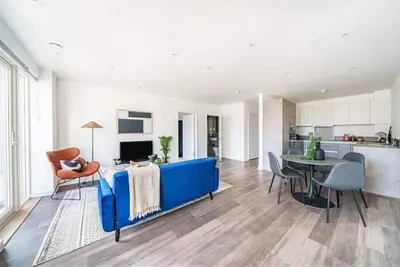 Image de Stunning Spacious Apartment in East London