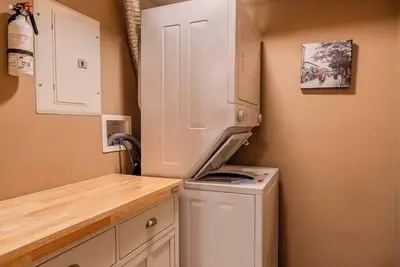 Image de Valley View Haven | Bbq, Hot Tub, Pool, Gym |