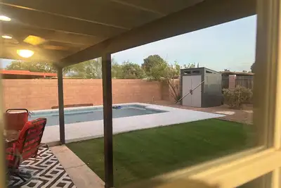 Image de Spacious house in delightful Tucson with pool and game room! Close to Dm-Afb