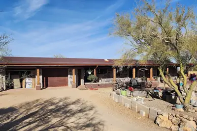 Image de A peaceful property nestled at the base of the beautiful Tucson Mountains