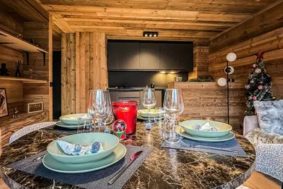 Image de Stella Megeve Palais garage télécabine Jaillet