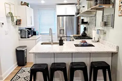 Image de Cozy Walnut/ W private Parking\n\n