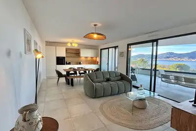 Image de Appartement à Porticcio, Terrasse Spacieuse et Parking