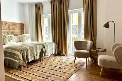 Image de Eva Recommends Lineros 2