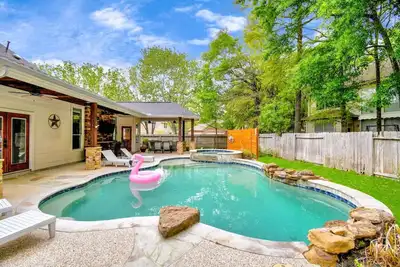 Image de The Woodlands Escape with Heated Pool and GameRoom