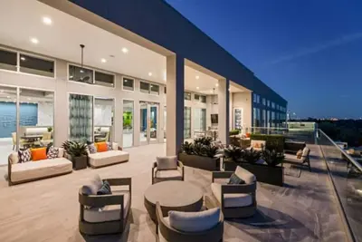 Image de Stylish 3-Bed, 2. 5-Bath Furnished Retreat