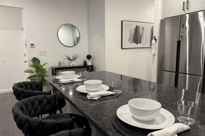 Image de Cozy & Contemporary 2 Bd Apt Near Seton Hall University