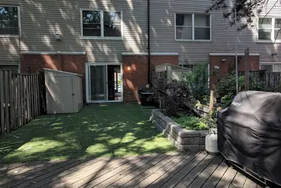 Image de Downtown Townhouse prime location