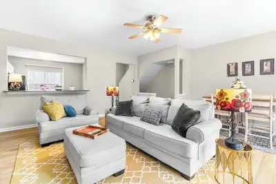 Image de Ideal Short or Mid-Term 3b/2b Rental Townhome in N. Raleigh–Near Rtp/Cary/Durham