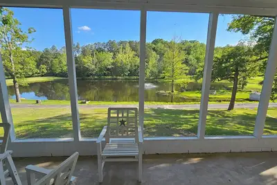 Image de The lake house at peppermint springs farm 2 br sleeps 6-8