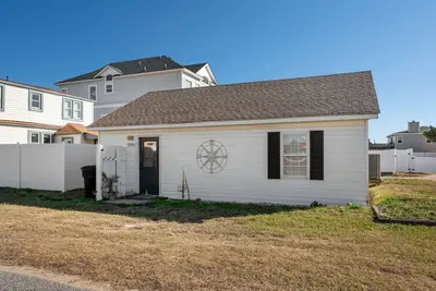 Image de Oregon's Corner B: Oceanside, Close to Beach Access, Perfect for Small Families!