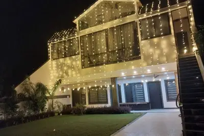 Image de Indoor Garden  Luxury Villa  Connectivity