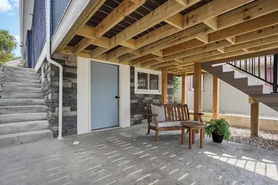 Image de PLĀ House - Lakefront Fun For The Whole Family!