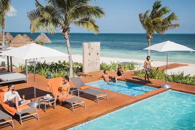 Image de Luxury Condo + Beach & Marina View-La Amada-Cancun