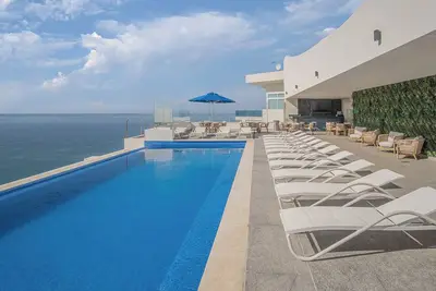 Image de Amaizing condo by the beach Encantame W1704