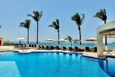 Image de Spacious 3-bedroom apartment in peaceful Manzanillo with WiFi, Ac