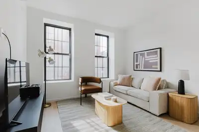 Blueground | Greenpoint, Ac & w/d, nr parks