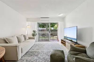 Image de Stylish 2-Bed Ground-Floor Apartment in New Farm