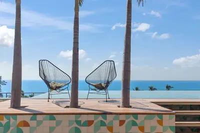 Image de Musa in Golden Zone - 2 Blocks to Beach